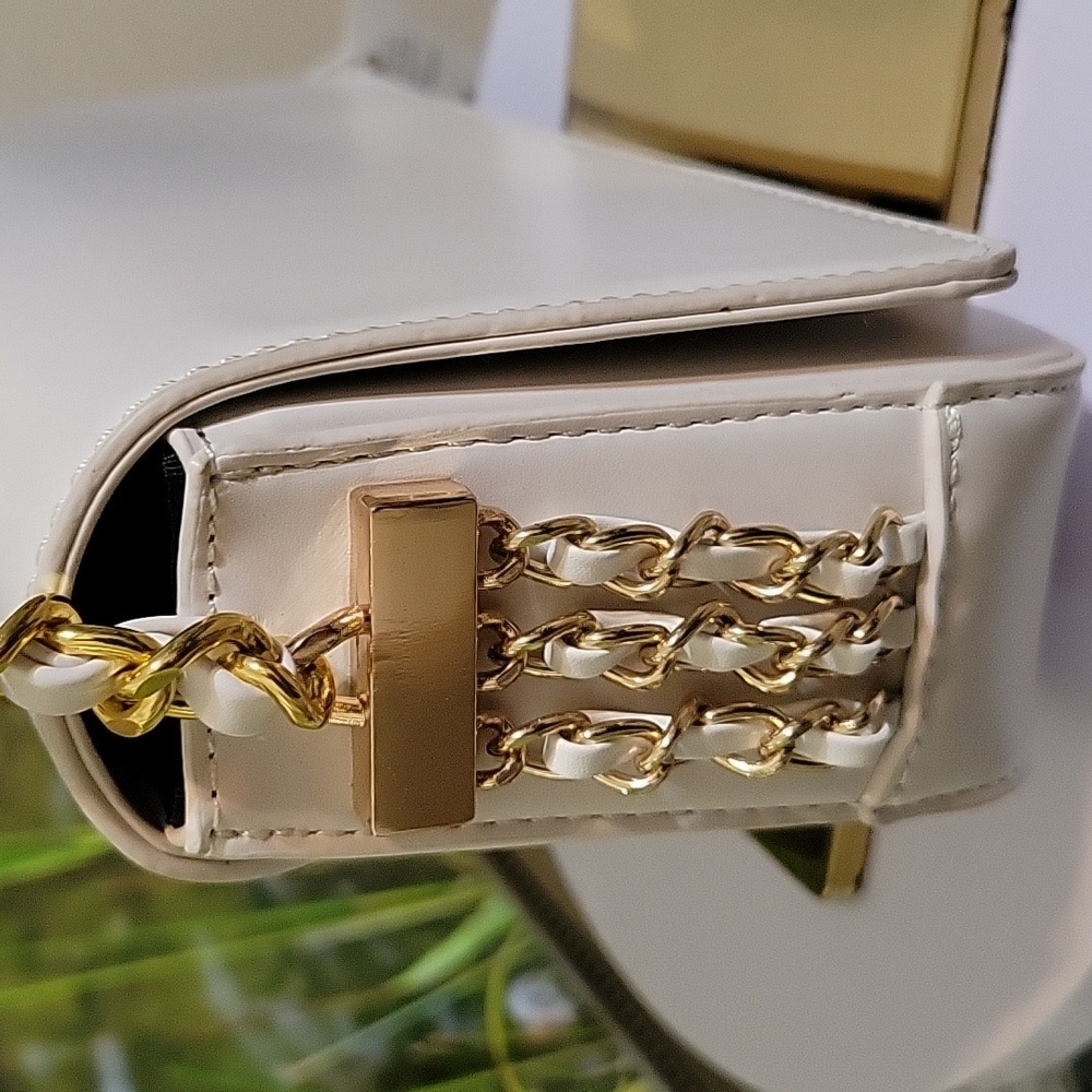 Urban Expressions Ivory “Julia” Shoulder Bag NWT – Vegan Leather - Picture 4 of 11